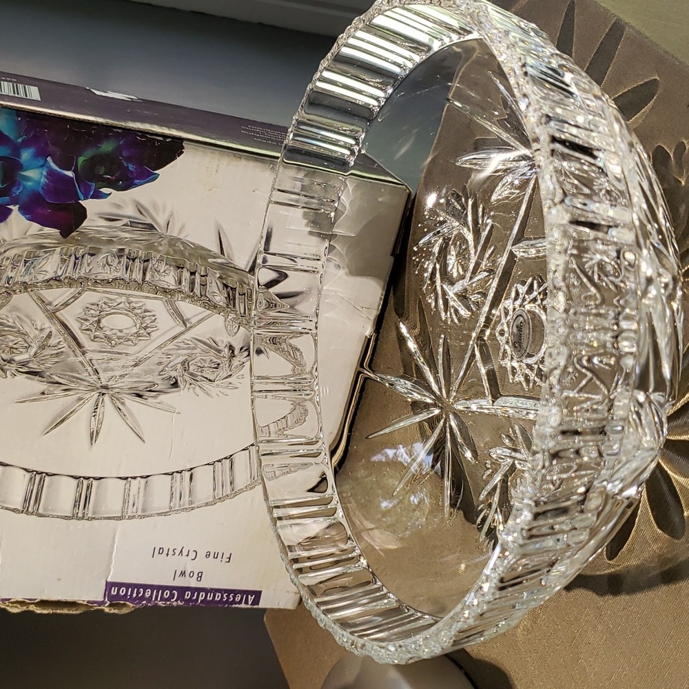 Alessandra fine crystal Bowl